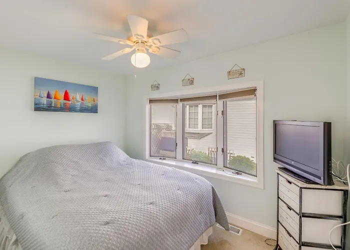 Kim G's Bayside Cottage: Montego Bay Ocean City